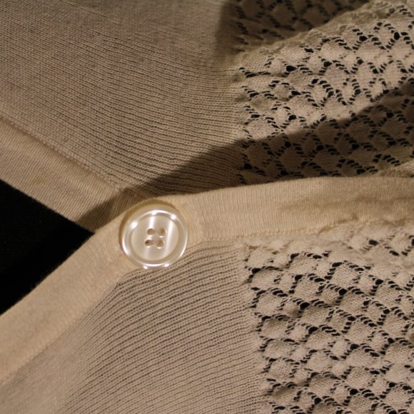 💛Charlotte Tarantola Cardigan - Picture 2 of 5